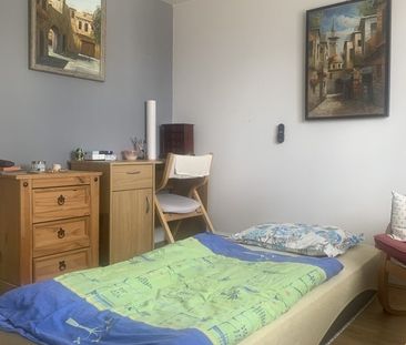 Room in a Shared House, Fulcher Row, RG6 - Photo 1