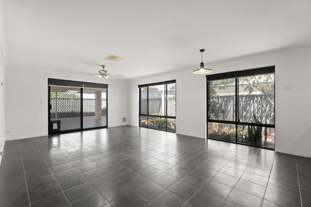 Lovely 4 x 2 in Baldivis - Photo 3