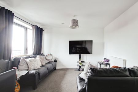 1 bed flat to rent in Meadfield Road, Langley, SL3 - Photo 2