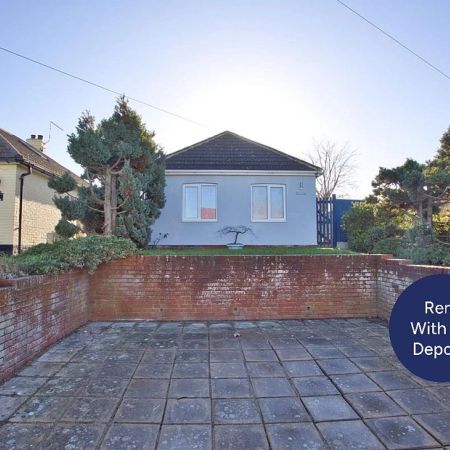 Limpsfield, Gore Road, Eastry, Sandwich, CT13 0LT, Kent - Photo 4