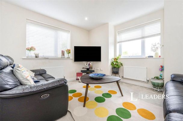 4 bedroom house to rent - Photo 1