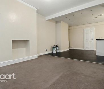 4 bedroom terraced house to rent - Photo 2