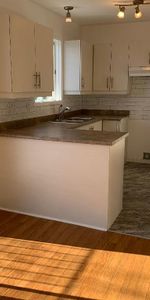 5 ½ (3 chambres fermées) à louer disponible immédiatement situé au 2e étage d’un triplex à St-Hubert. - Photo 4