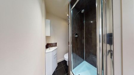 Studio to rent - Photo 3