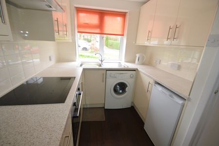 2 bedroom Apartment - ADELE AVENUE, DIGSWELL. - Photo 5