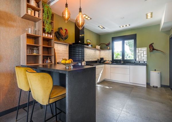 3 bedroom luxury Villa for rent in Rio Real, Marbella, Andalusia