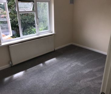 2 Bed Terraced House, Dolphin Lane, B27 - Photo 5