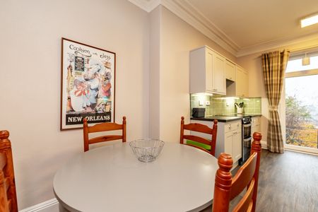 2 bedroom apartment to rent - Photo 4