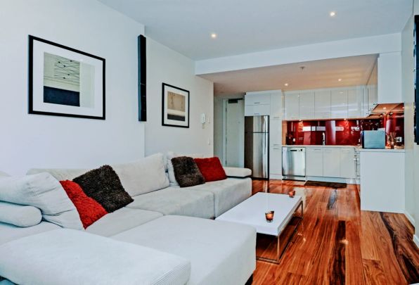 1Bedrooms, 1Bathrooms - Photo 1