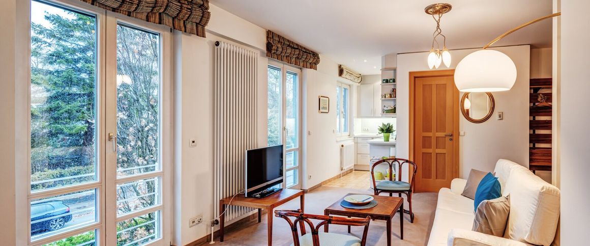 Furnished apartment in Fasangarten - Photo 1