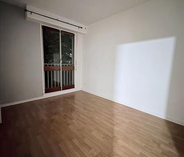 3 pièces - 65,2 m² - 1er étage - Colocation non autorisée - Photo 2