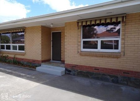 Affordable Homette In Great Location - Photo 2