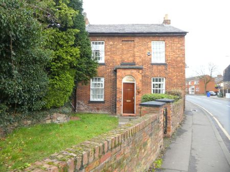 5 bedroom detached house to rent - Photo 2