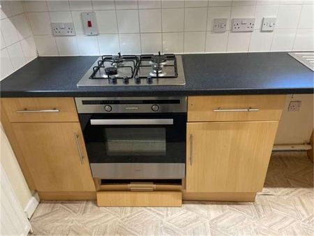 Chestnut Close, Station Road, Bere Alston, Devon, PL20 - Photo 3