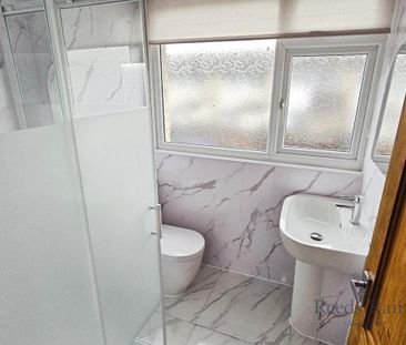 3 bedroom end of terrace house to rent - Photo 6