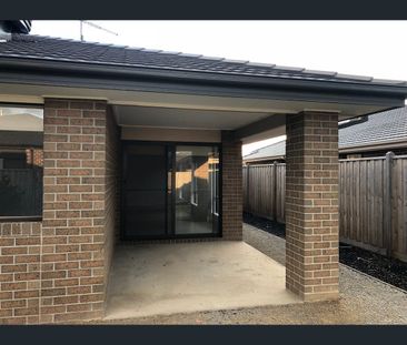 14 Mallard Avenue, Officer, Vic 3809 - Photo 5