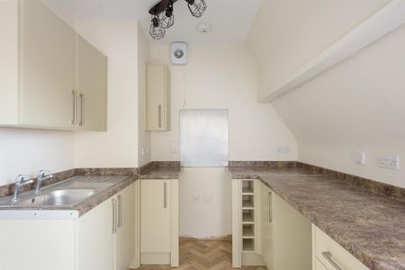 Rent St Barnabas House Highfield, S2 £795pcm - Photo 3