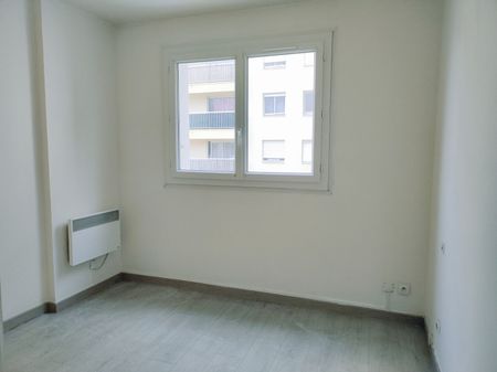 A LOUER T2 AVEC BALCON NARBONNE - Photo 4