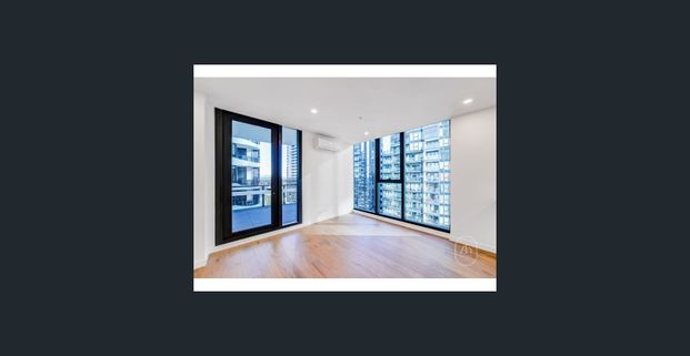 Modern Luxury Living in TRIO I Near New 2B 2B 1 Carpark Apartment - Photo 1