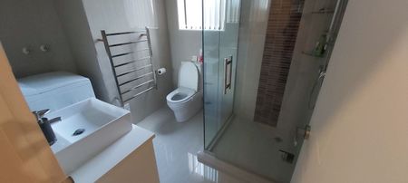 New 2-Bedroom Flat in Flat Bush – $600/week - Photo 5