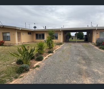 2/661 Koorlong Avenue, Irymple, Vic 3498 - Photo 2