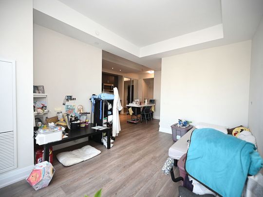For Lease - 15 Lynch Street Unit# 1503, Brampton, Ontario - Photo 1