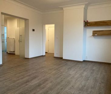 Appartement te huur - Photo 1