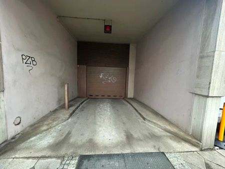 Großzügige 2-Zimmer-Wohnung mit umlaufenden Balkon, Terasse und mordernisiertem Bad - Photo 4