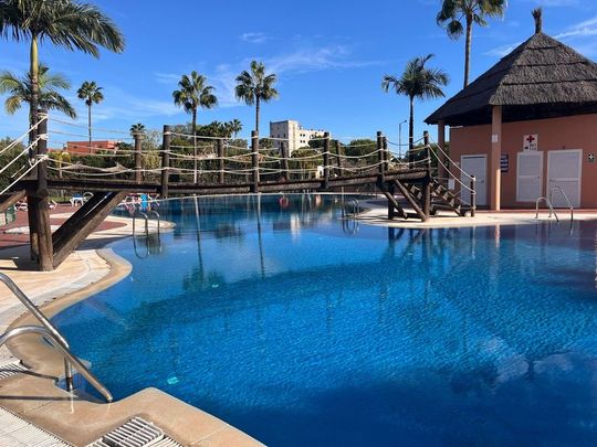 Alquiler de piso en Calle Campo de Luna s/n - Photo 1