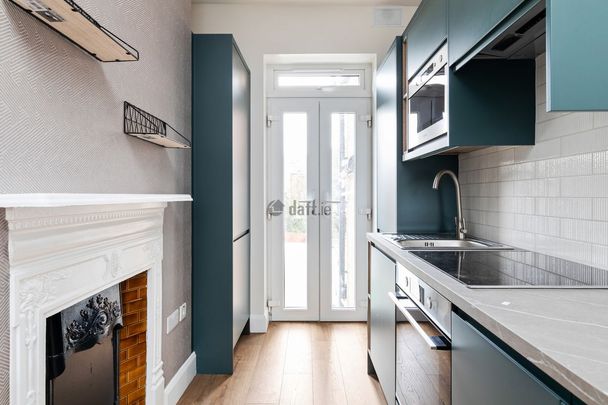 Apartment to rent in Dublin, Ranelagh - Photo 1