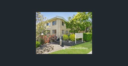 Unit in Prime Taringa Location! - Photo 5