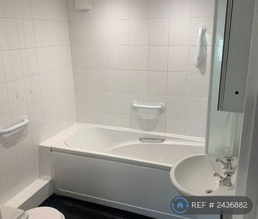 4 bedroom maisonette to rent - Photo 3