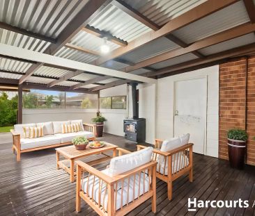 “Family Living With Study in Pakenham” - Photo 6