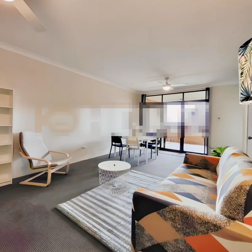 3 bed 2 bath-002 - Photo 1