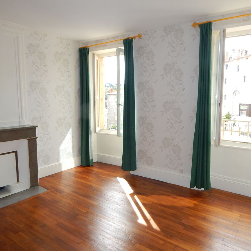Location Appartement 3 pièces 95m² ANNONAY 07100 - Photo 1