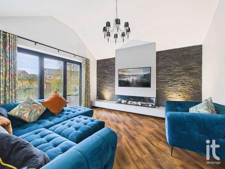 Bowfell Drive, High Lane, Stockport, SK6 - Photo 4