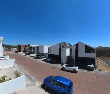 Casa en Renta con Jardín, Balcón y Cochera para 3 Autos - Residenci... - Photo 5
