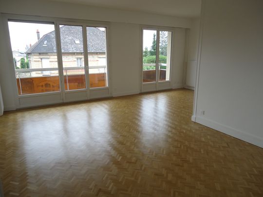 Location Appartement 4 pièces 93m² NEVERS 58000 - Photo 1