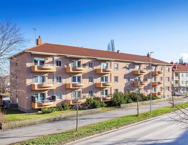 Carlavägen 38 - Photo 1