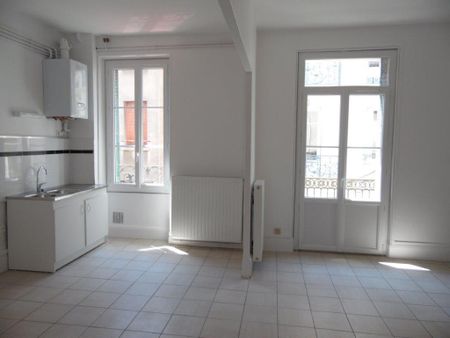 Location Appartement 2 pièces 46m² VICHY 03200 - Photo 4