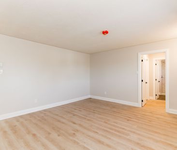 For Lease - 3993 Stouffville Road Unit# Upper, Whitchurch-Stouffvil... - Photo 3