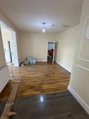 4 bedroom semi-detached house to rent - Photo 1