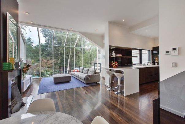 87 Talbot Crescent, Kooyong VIC 3144 - House For Rent | Domain - Photo 1