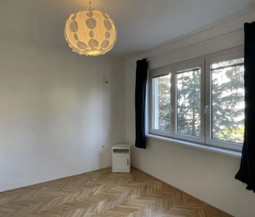 Pronájem rekonstruovaného bytu, P10 Strašnice, ul. Sečská, OV, 2+1,... - Fotografie 2