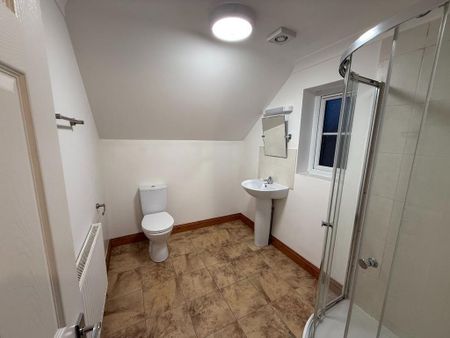 3 bedroom detached house to rent - Photo 4