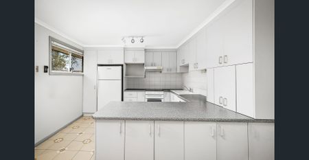 Accommodating and accessible! - Photo 5