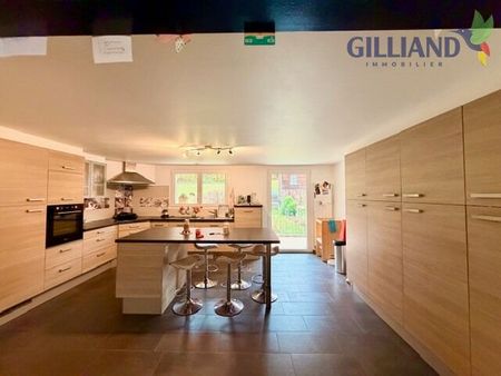 For rent Magnificent Duplex 5.5 Rooms 134 m² renovated in old farm - Foto 5