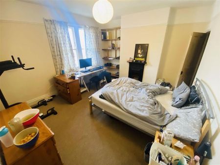 5 bedroom terraced house to rent - Photo 5