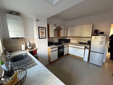 2 bedroom terraced house to rent - Photo 4