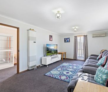 319 MacKenzie Street West, Kangaroo Flat - Photo 1